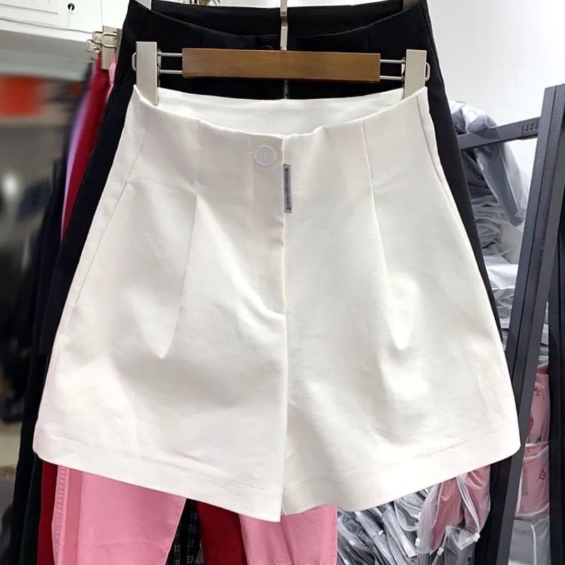 2026 New Popular White Casual Shorts for Women, Summer Outerwear, Loose Fit, ins Style, Tight A-Line Hot Pants, Wide-Leg Pants 2026 New Popular White Casual Shorts for Women, Summer Outerwear, Loose Fit, ins Style, Tight A-Line Hot Pants, Wide-Leg Pants