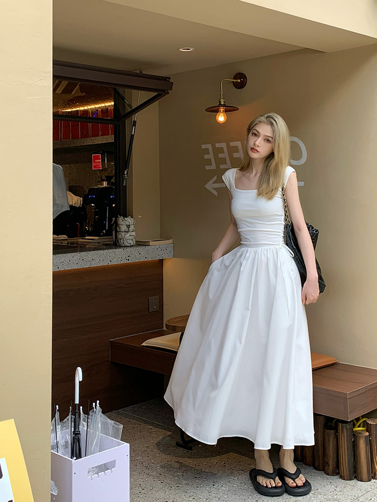 Summer dress, fitted long skirt, square neckline, city style Summer dress, fitted long skirt, square neckline, city style