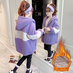 Girls' winter jackets 2023 new autumn and winter style color-blocked wool sweaters girls thickened lamb velvet tops