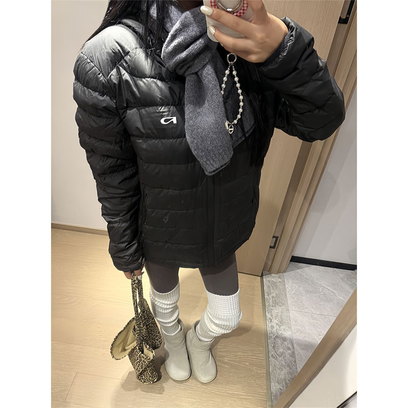 Trendy American Retro Lightweight Hooded Cotton Jacket for Women, New Winter Style, Warm and Fashionable Cotton Coat Trendy American Retro Lightweight Hooded Cotton Jacket for Women, New Winter Style, Warm and Fashionable Cotton Coat