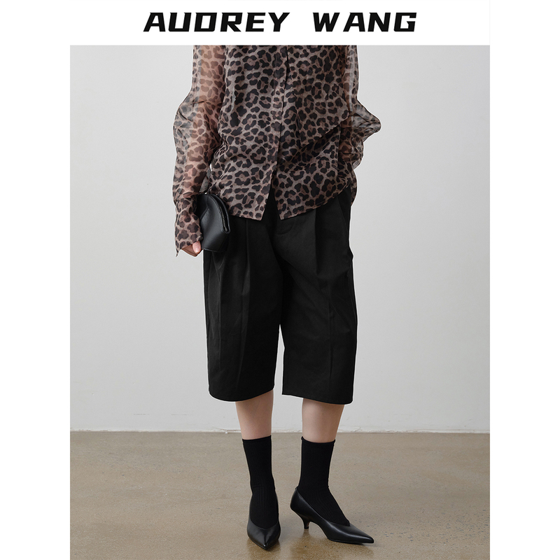 Audreywang Bermuda High-Waisted Pleated Cropped Suit Shorts for Women, Drapey Wide-Leg Mid-Length Straight Casual Pants