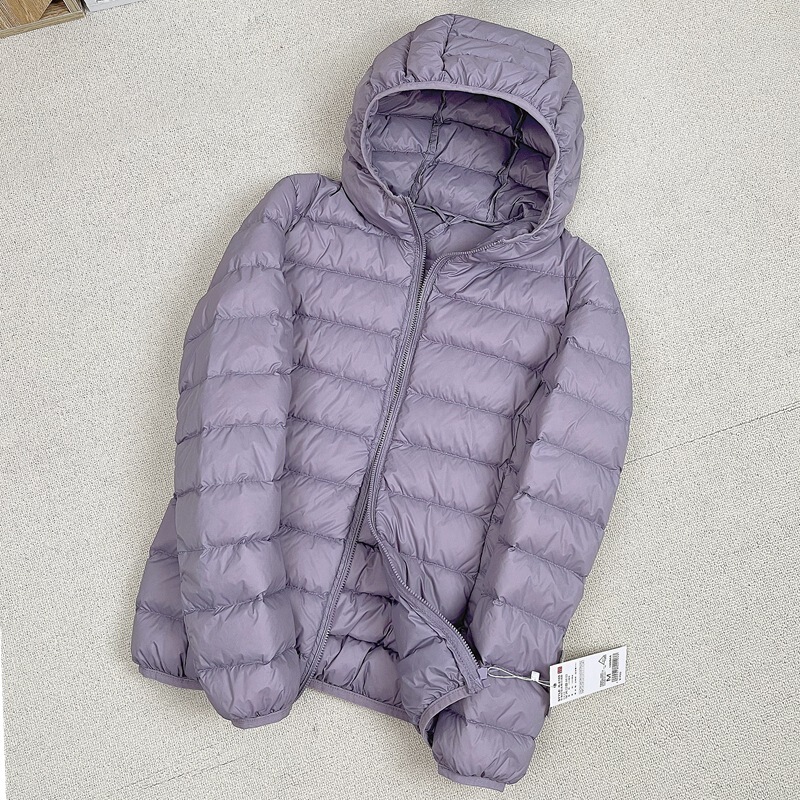 Women's Lightweight Simple Hooded down Jacket Short Casual Thin 90% White Duck down Coat Fashionable Winter
