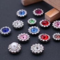 50 Price and wind Small full drill alloy diamond buckle flower plate flower heart handmade DIY ancient hair decoration material accessories