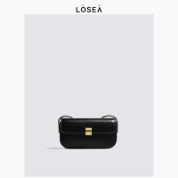 Черное пятно]