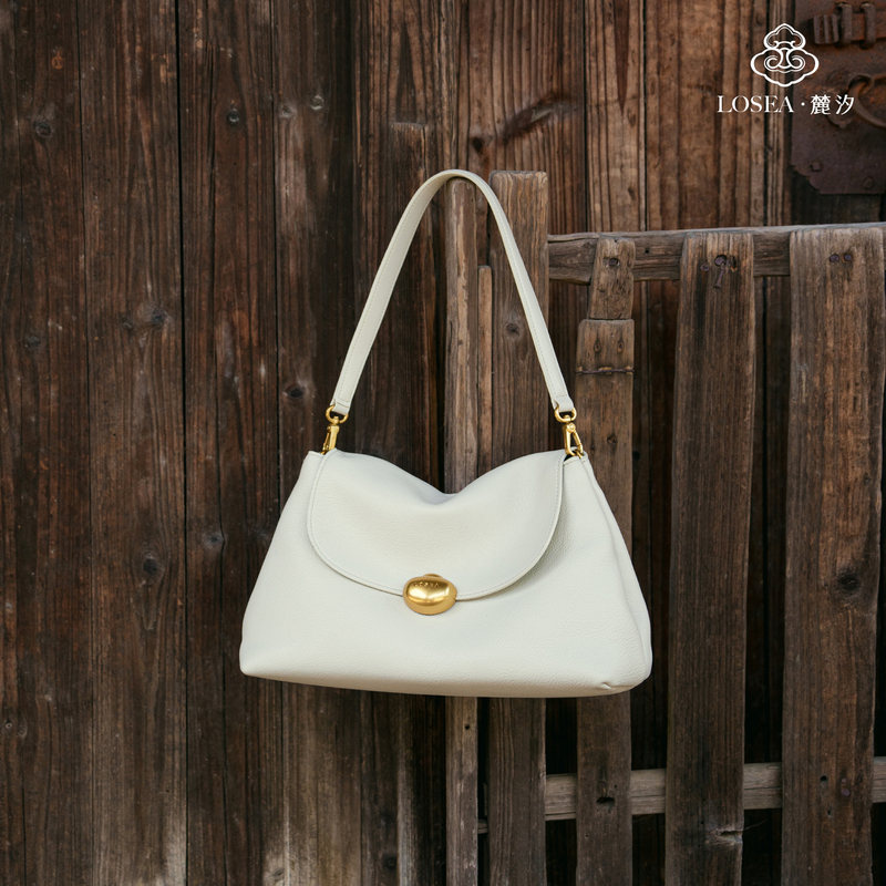 Losea Luxi Original First-Layer Cowhide Yuanbao Bag for Women 2026 New White Shoulder Underarm Bag Losea Luxi Original First-Layer Cowhide Yuanbao Bag for Women 2026 New White Shoulder Underarm Bag