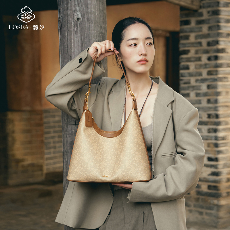 Losea X Three Gorges Museum Collaboration Ruyi Cloud Pattern Underarm Bag for Women 2026 New Tote Bag Shoulder Bag