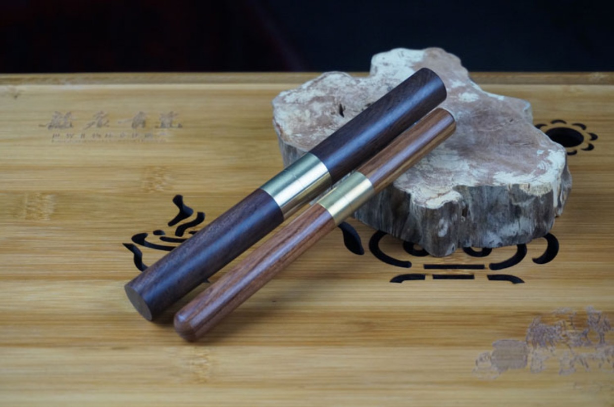 Kung Fu bộ trà đạo cung cấp phụ kiện trà mun dao trà kim gỗ đặc biệt Pu-erh trà dao trà không gỉ bình pha trà có lưới lọc inox