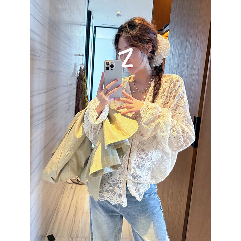 Gardenia French-Style Light Luxury Lace Jacquard V-Neck Long-Sleeve Shirt for Women, Sheer, Loose-Fitting, Slimming Outerwear Top Gardenia French-Style Light Luxury Lace Jacquard V-Neck Long-Sleeve Shirt for Women, Sheer, Loose-Fitting, Slimming Outerwear Top