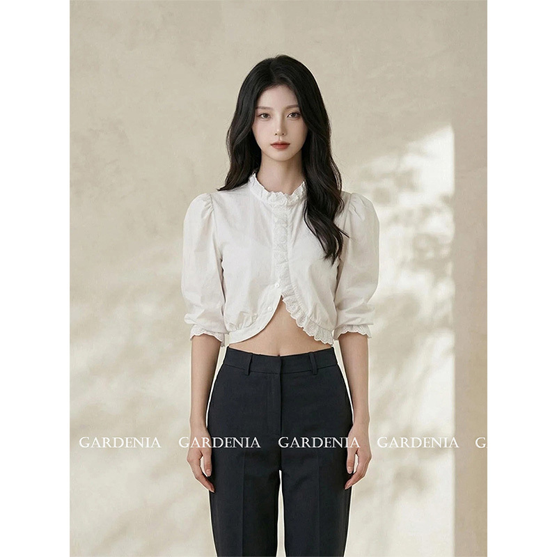 Gardenia Niche High-End Lace Puff Sleeve Stand Collar Shirt for Women, Fashionable and Unique Waist-Exposing Top
