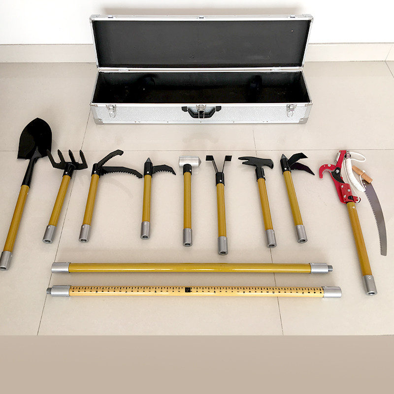 Multifunctional fire hook