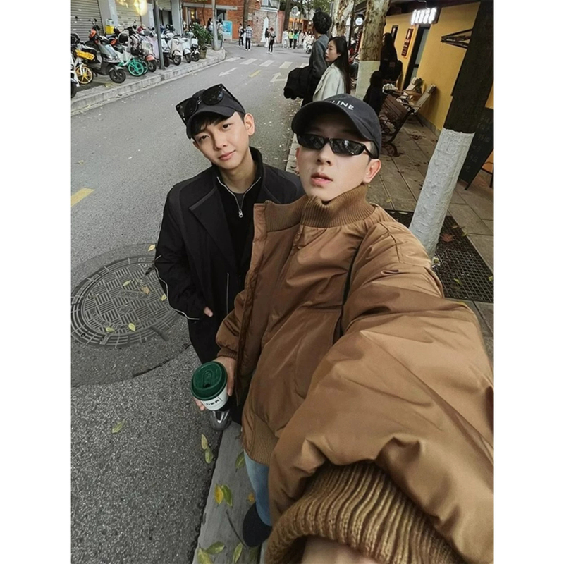 American-Style Bomber Jacket down Coat for Men, Winter Thickened High-End Baseball Collar Padded Jacket, Pilot Cotton Coat American-Style Bomber Jacket down Coat for Men, Winter Thickened High-End Baseball Collar Padded Jacket, Pilot Cotton Coat