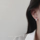 틈새 디자인 편지 모기 코일 디스크 이어링 귀 클립 여성 귀 피어싱 귀걸이 기질 짧은 단순하고 세련된 남자 보석