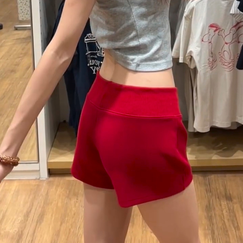 Red Sporty Low-Waist Shorts for Women, Summer 2026 New Style, Simple Casual Pants, Hot Girl Drawstring Slimming Hip-Hugging Pants Red Sporty Low-Waist Shorts for Women, Summer 2026 New Style, Simple Casual Pants, Hot Girl Drawstring Slimming Hip-Hugging Pants