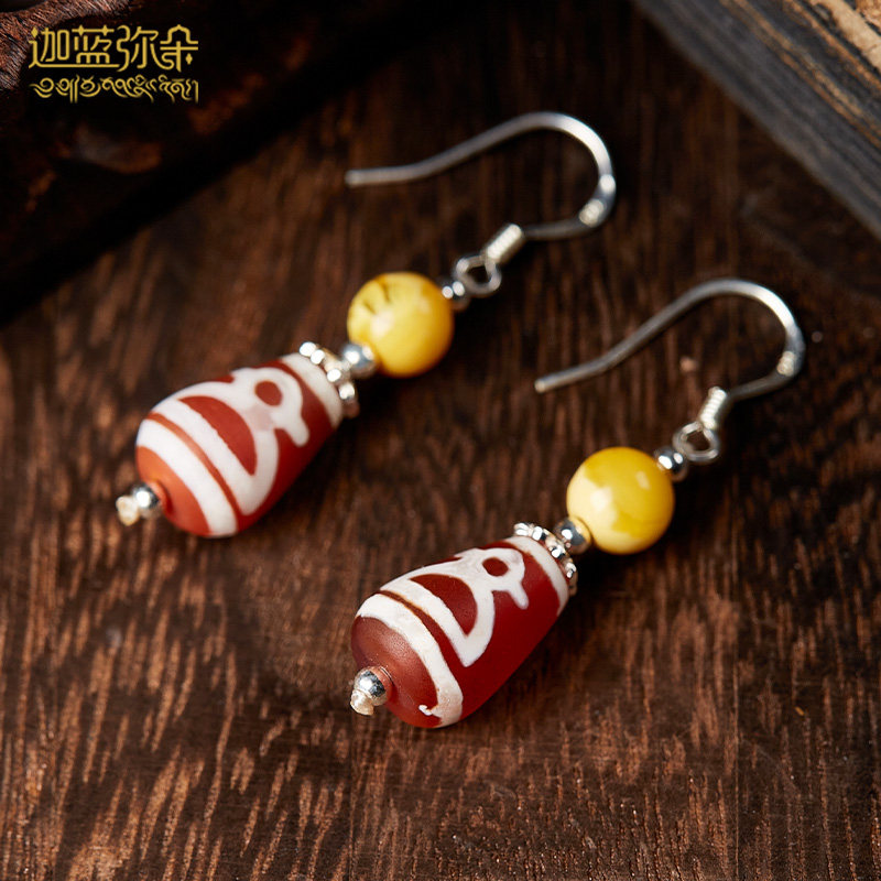 (Carjah Blue Pearl) Tibetan orthodox red jade medullary chaetian pearl earrings Diy design earrings female nectar wax accessories