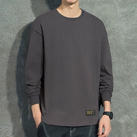 Темно -серой