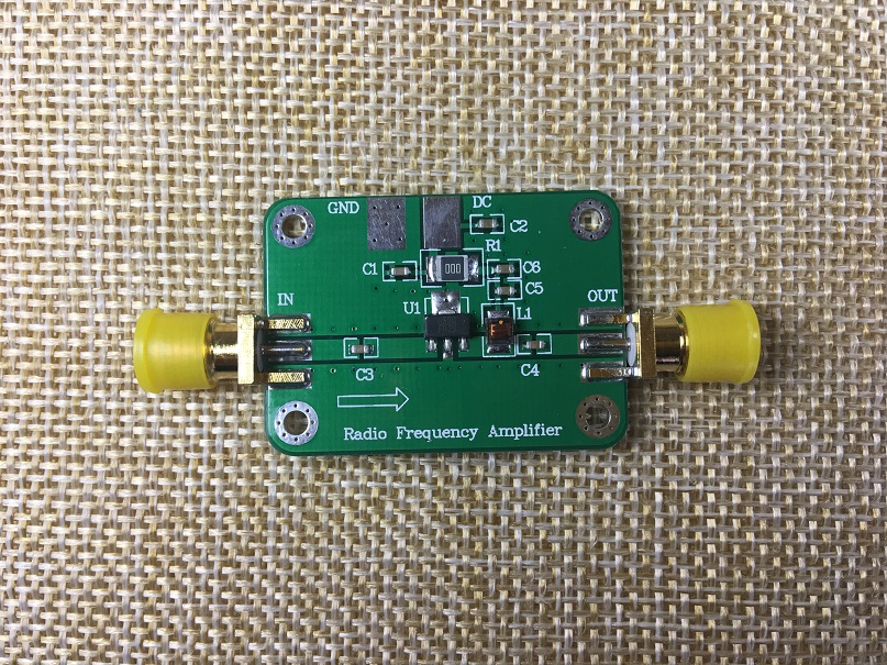 RF Wideband medium power 20MHz-5GHz amplifier GP: 20dB 5V