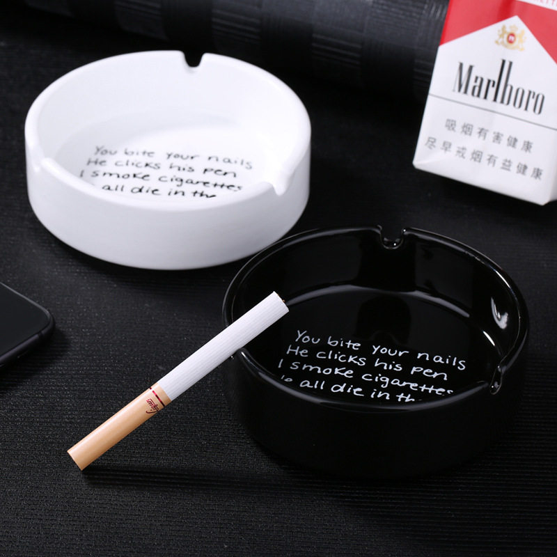 Creative personality simple ins minimalist Nordic style ashtray ceramic trend chic mini fashion living room ashtray