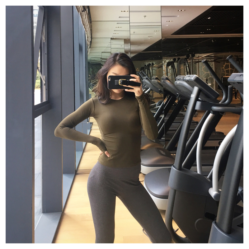 Áo thun dài tay nhanh khô nhanh mùa thu và mùa đông mỏng chạy yoga tập luyện thể thao màu sắc giản dị và quần áo thể thao áo ba lỗ nike