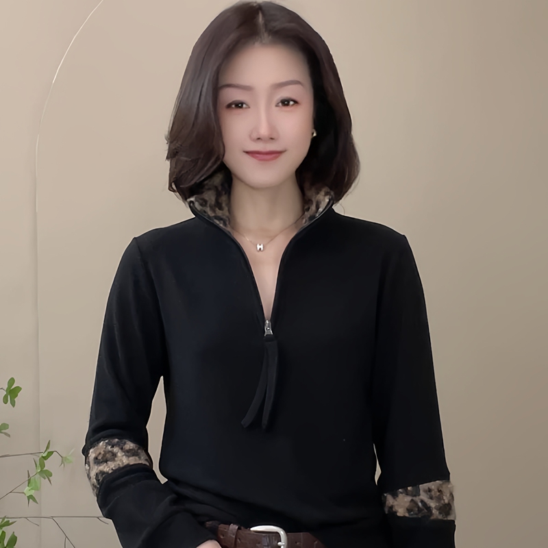 Winter Warm Leopard Print Color-Block Casual Half-Zip Sweatshirt for Women, Versatile Long-Sleeve Top, Stylish Slim-Fit Base Shirt Winter Warm Leopard Print Color-Block Casual Half-Zip Sweatshirt for Women, Versatile Long-Sleeve Top, Stylish Slim-Fit Base Shirt