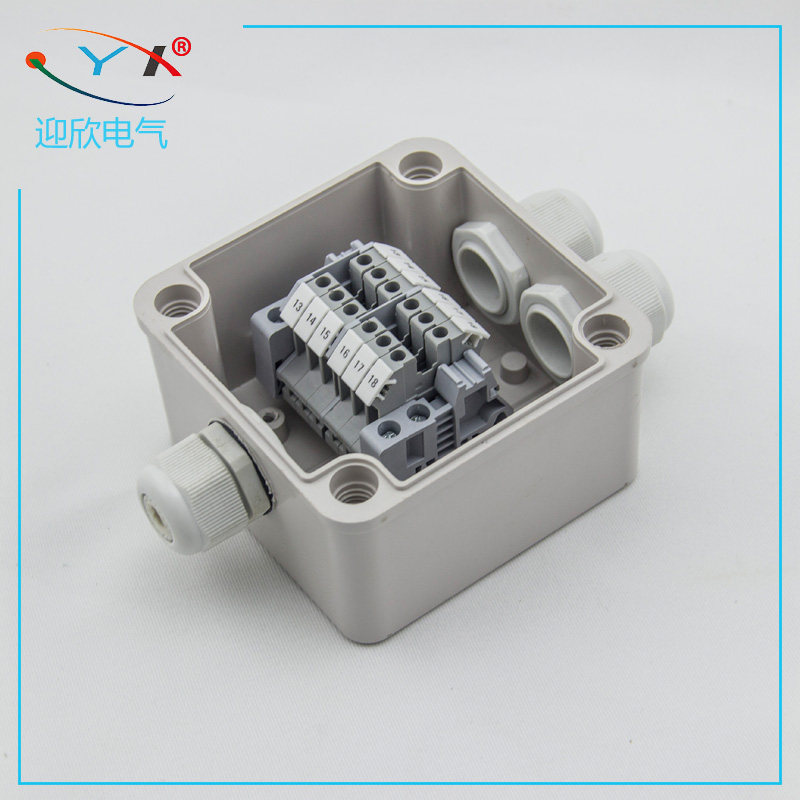 100*100*75mm waterproof junction box with 6-bit terminals