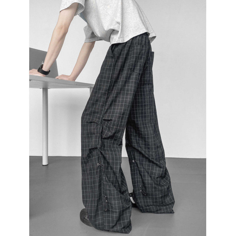 Black Pleated Plaid Pants for Men, Summer Thin Style, American Retro Paratrooper Pants, Large Size Straight Wide-Leg Casual Trousers Black Pleated Plaid Pants for Men, Summer Thin Style, American Retro Paratrooper Pants, Large Size Straight Wide-Leg Casual Trousers