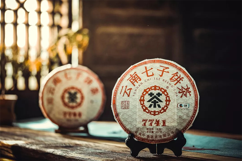 中粮中茶  云南七子饼茶 古树普洱茶饼 357g 图3