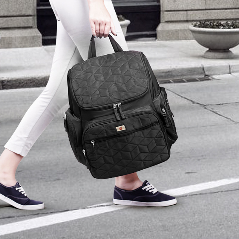 2019 new mummy bag multi-functional large capacity shoulder bag fashion lightweight mother and baby pregnant woman out of the mother bag female