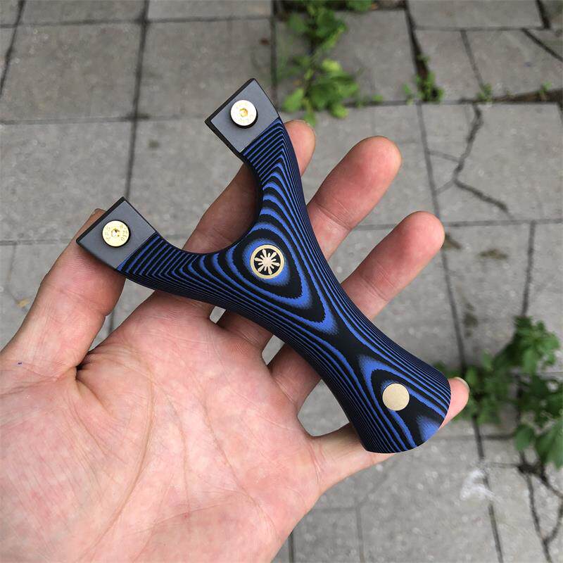 Titanium alloy slingshot Huai brace clip fast pressure free of tying G10 square head flying tiger slingshot flat leather gluten 75 bow door straight