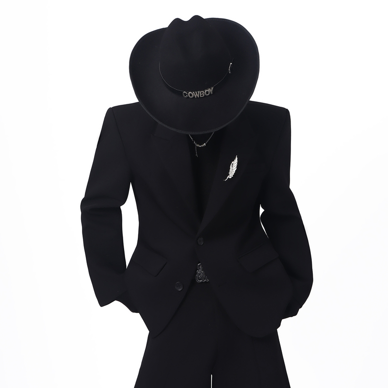 Blackclothes Classy and Simple Black Blazer with Shoulder Pads, Long Sleeves, Accessible Luxury, Short Style, Personalized Suit