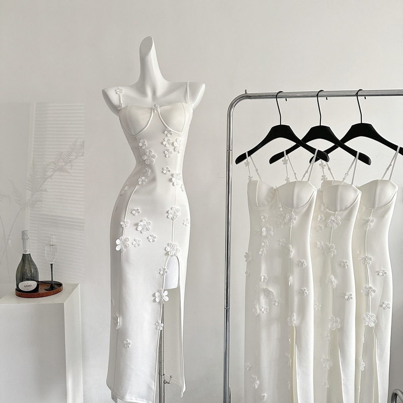 Dreamynerd Pure White Proverb Three-Dimensional Floral Dress Design White Waist-Cinching Slit Strap Long Dress Dreamynerd Pure White Proverb Three-Dimensional Floral Dress Design White Waist-Cinching Slit Strap Long Dress