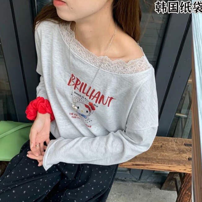 Cute Kt Print Lace Trim Design, Sweet, Loose and Versatile Long-Sleeved T-Shirt Cute Kt Print Lace Trim Design, Sweet, Loose and Versatile Long-Sleeved T-Shirt