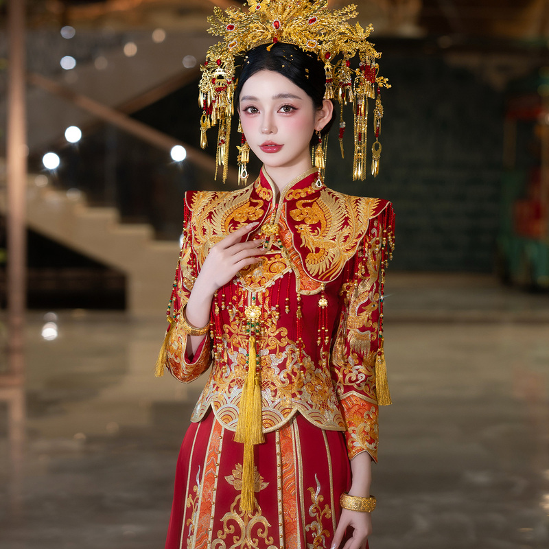 Xiuhe Wedding Dress 2026 New Style Bride's Wedding Gown for Petite Figures, Luxury Dragon and Phoenix Gown for Toasting at the Wedding 1169 Xiuhe Wedding Dress 2026 New Style Bride's Wedding Gown for Petite Figures, Luxury Dragon and Phoenix Gown for Toasting at the Wedding 1169