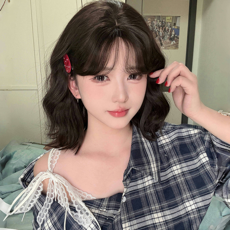 Wig for Women, Short Hair, Short Curly Hair, Lolita Style, Bangs, Egg Roll Curls, Age-Reducing, Natural and Sweet, Realistic Human Hair, for Daily Use Wig for Women, Short Hair, Short Curly Hair, Lolita Style, Bangs, Egg Roll Curls, Age-Reducing, Natural and Sweet, Realistic Human Hair, for Daily Use