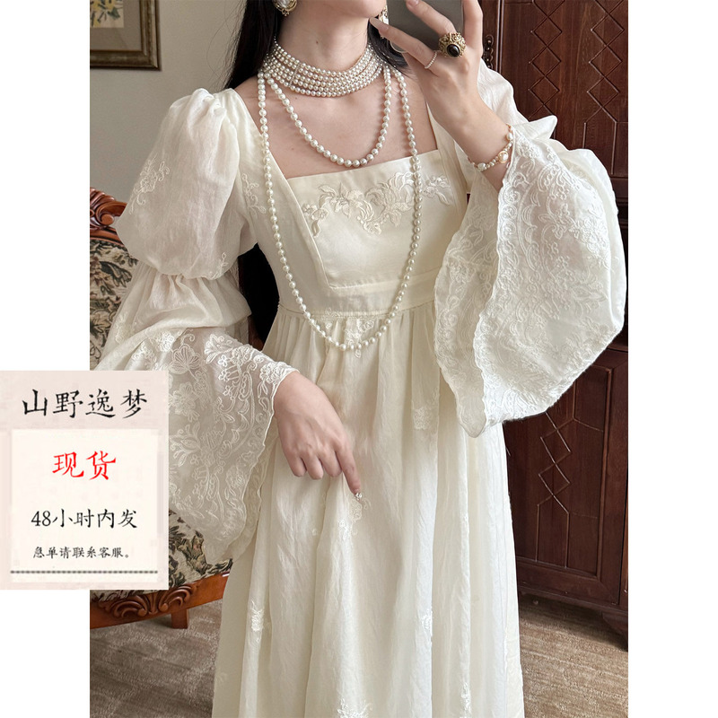 Shan Ye Yimeng's Original French Imperial Style Tencel Heavy-Duty Positioning Embroidery Dress