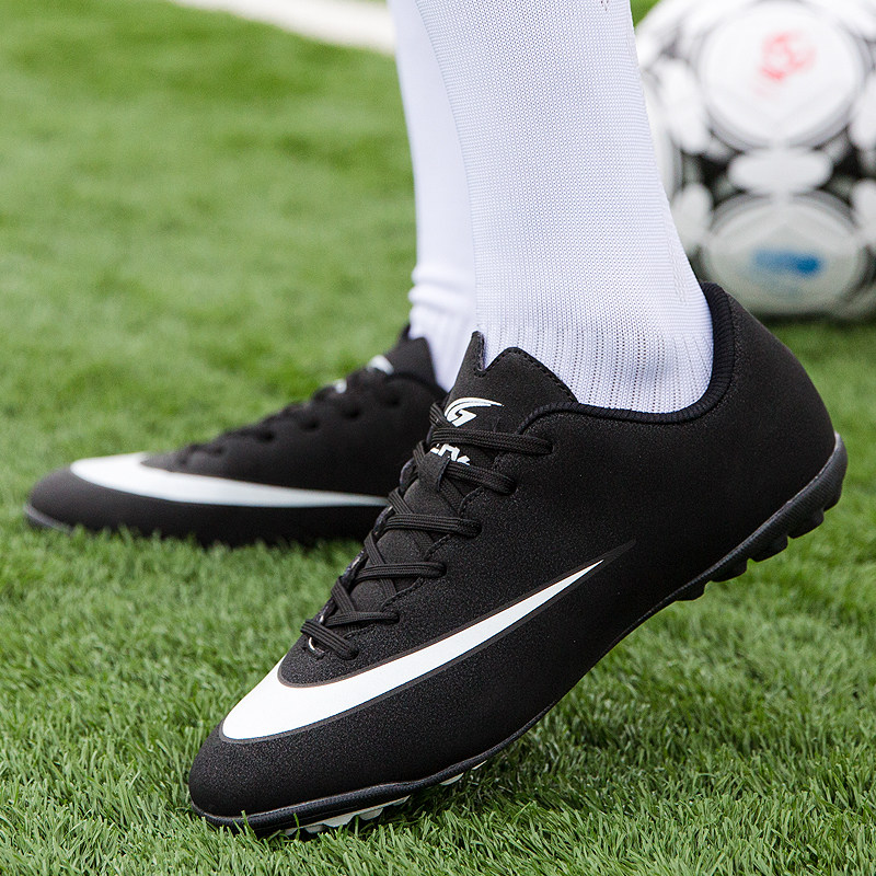 Football Referee Shoes Black Football Shoes Competition League Primary School Students Campus Football Referees Crushed Nails Long Nails Shoes