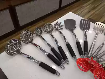 Fei Shi Le nylon non-stick pan shovel with hole filter Oil anti-drip duckbill spoon Beech 18-10 stainless steel spatula