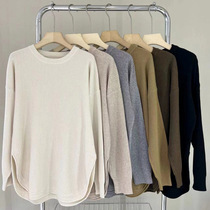 Autumn and winter new maternity wear fashionable slim side slit round neck sweater trendy mom knitted sweater base layer