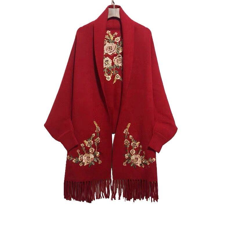 New thick cashmere tassel cloak shawl female 2022 spring and autumn travel coat cheongsam knitted mother cloak dual-use