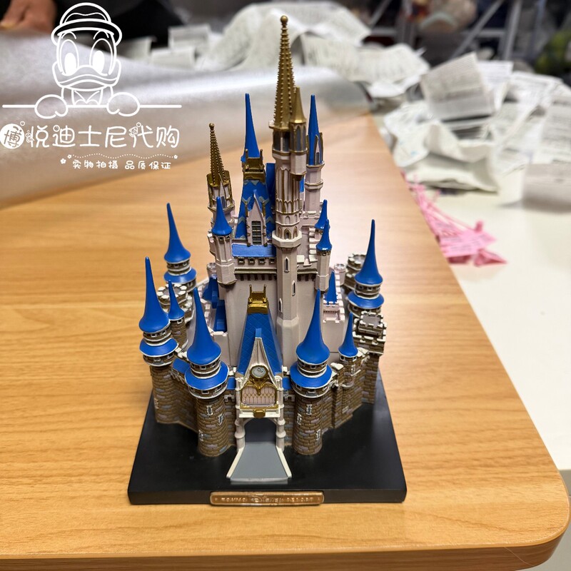 Special Offer Shanghai Disney Domestic Purchasing Agent 3D Tokyo Disneyland Castle Limited Edition Collectible Ornament Gift
