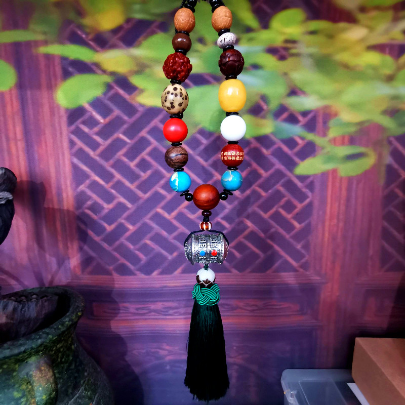 Original high-end Bodhi Duobao tassel car pendant turning through the wheel car interior rear mirror to ensure safety pendant jewelry