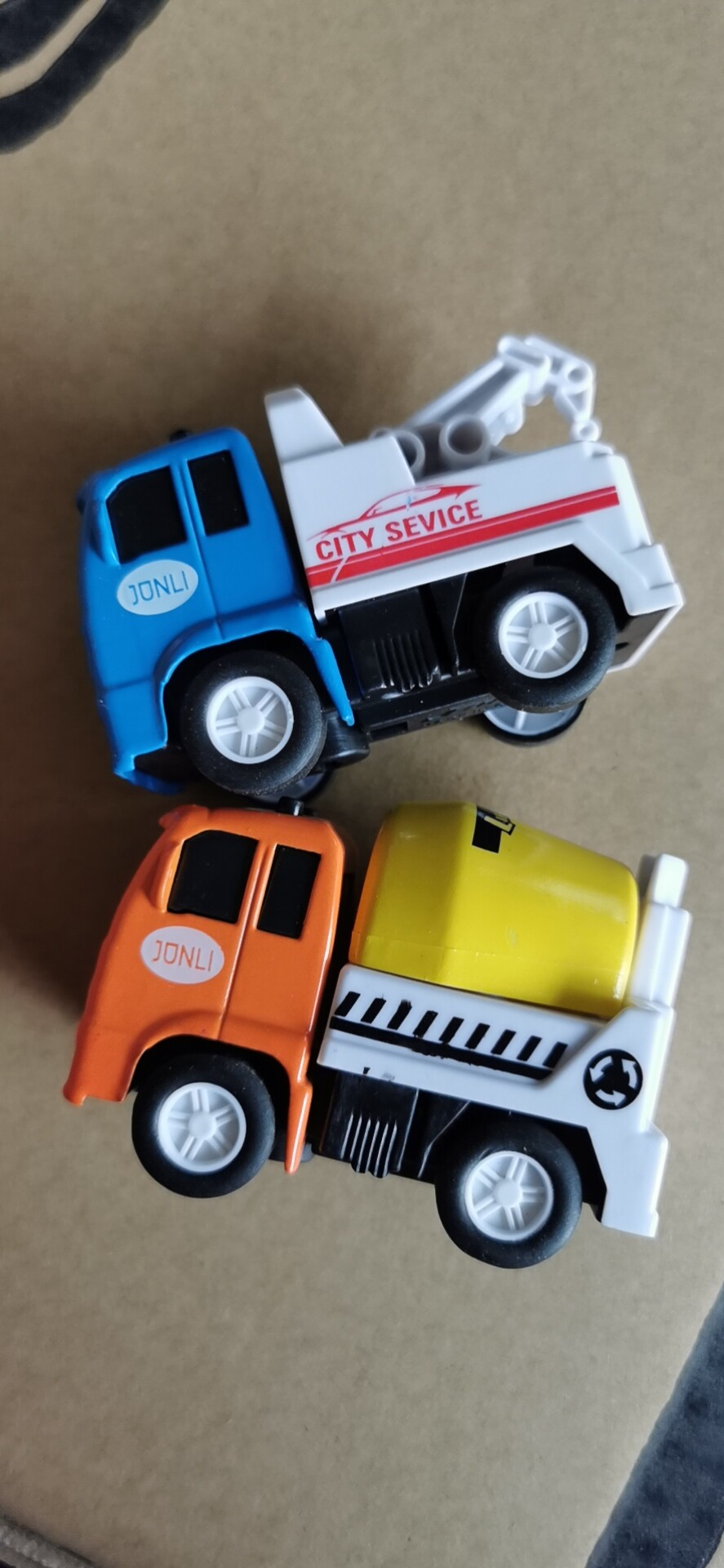 Clear Goods Children Taxiing Car Toddler Toddler Small Alloy Car Model Boy 1-3 Years Old 2 Crane Stirring Car