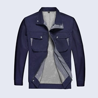 Двухслойный топ темно-синего цвета.