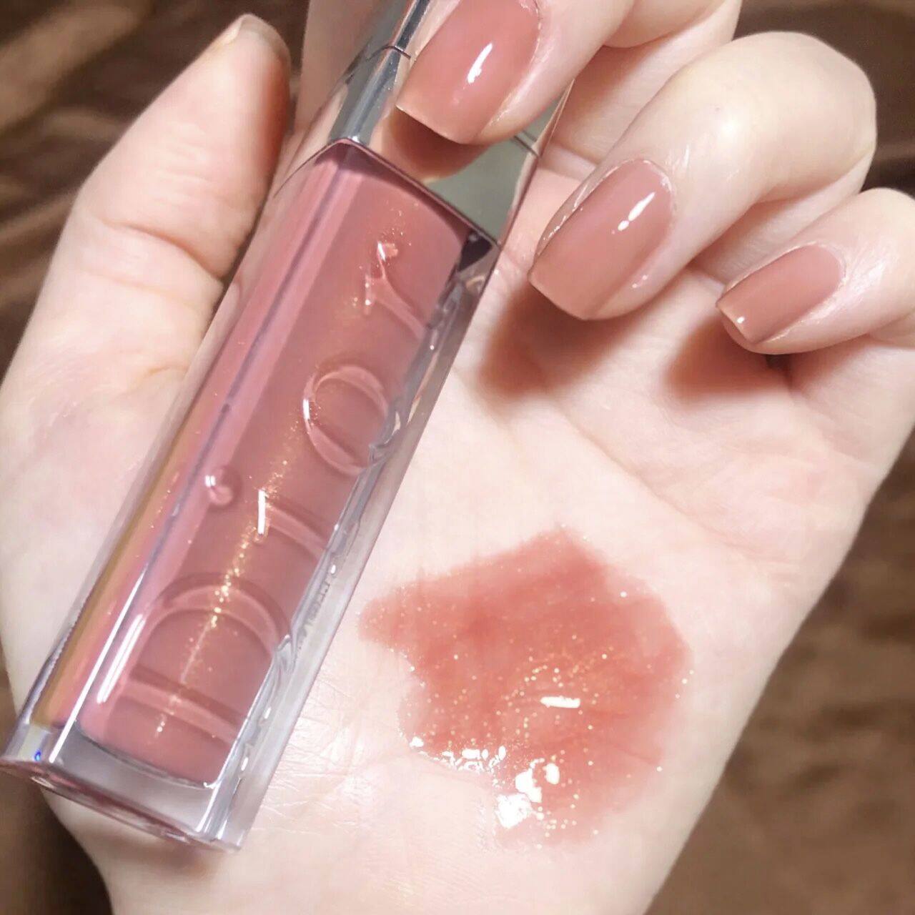 Pure Wind Dior Charm Featured Lips 012 001 Tuk Lip Honey Shrinkle White Galaxy