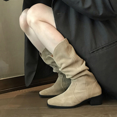 Западные Boots 博主推荐！骑士靴子女长筒靴美拉德卡其色绒面方头粗跟褶皱堆堆靴
