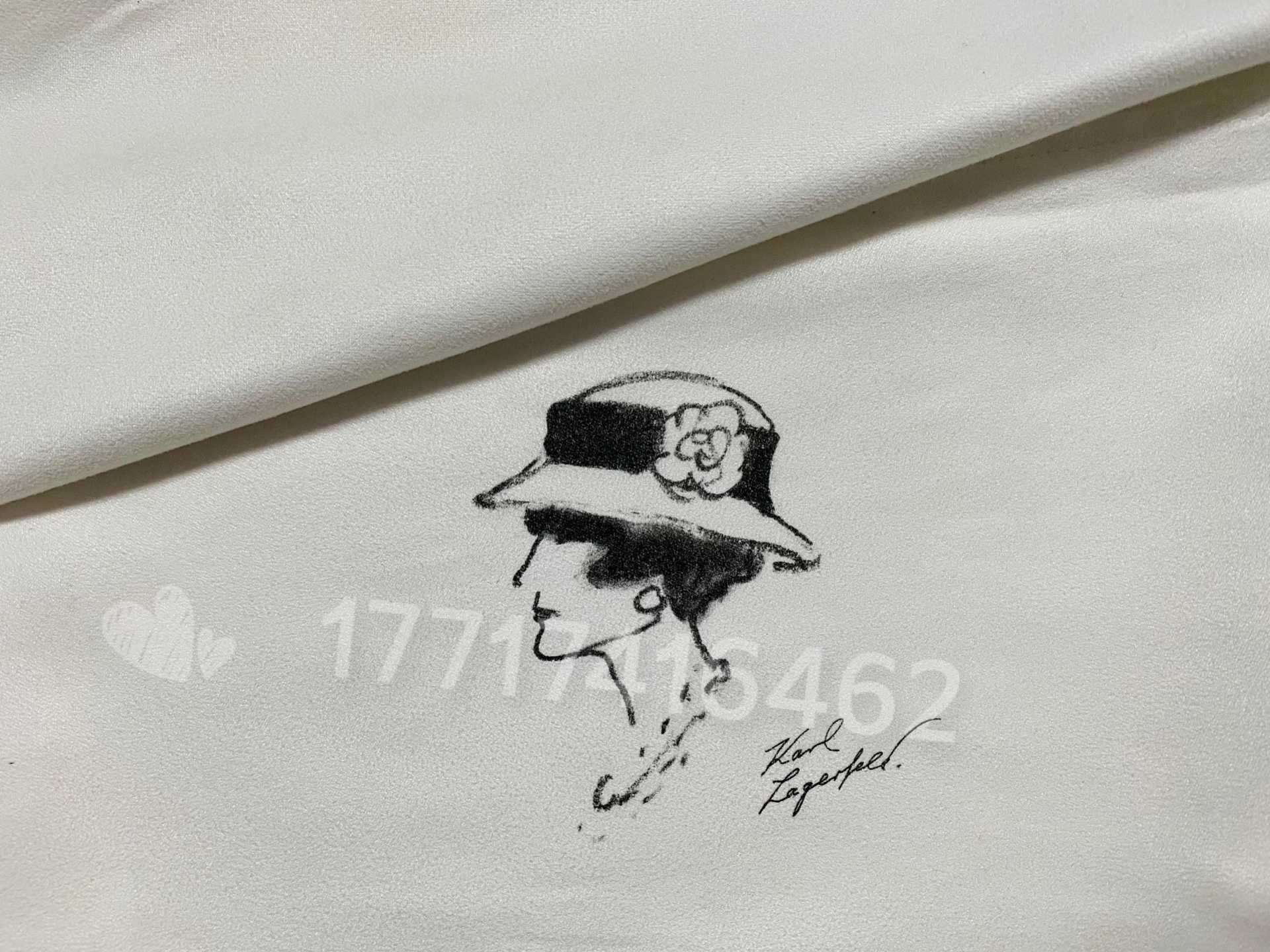 Spot Aroma C Classic White Bag Glove Hand-painted Dust Bag Containing