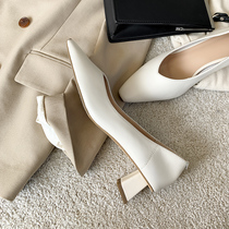 A D Hepburn small square head retro white V mouth heel coarse and grandma shoes soft leather comfort high heel single shoe