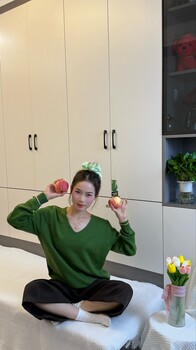 Sweater autumn and winter v-neck temperament white loose lazy style sweater high-end niche tops