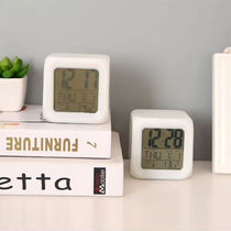 Cute seven-coloured night light electronic alarm clock can be used to customize the gift student gift for male and female friends