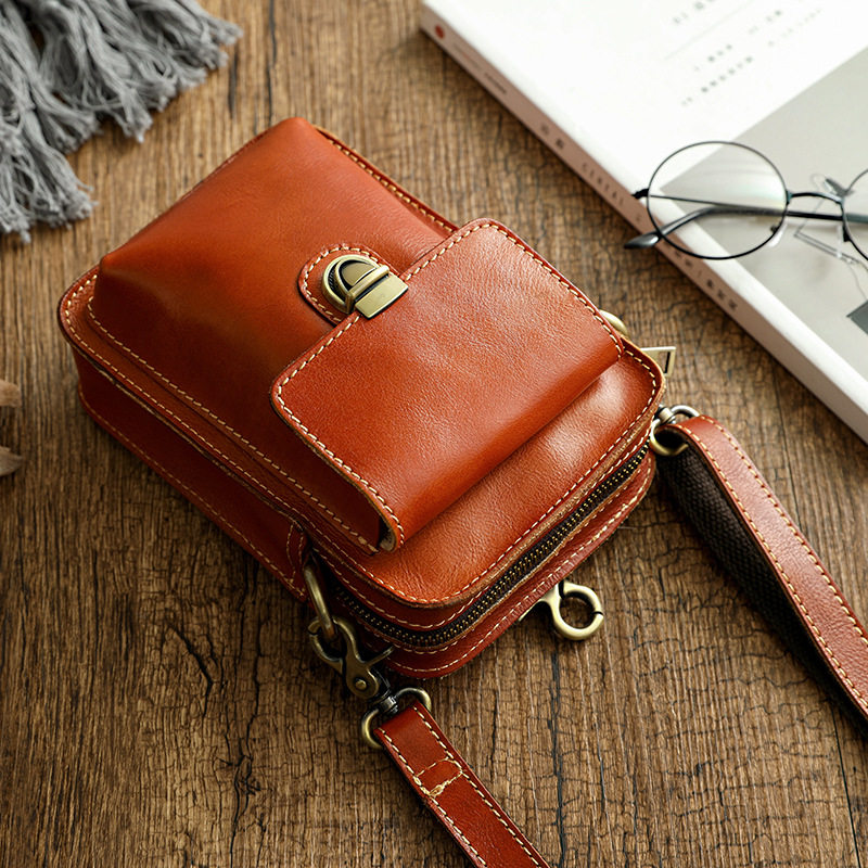 Vegetable tanned leather hand-rubbed leather shoulder messenger bag men's first layer cowhide waist bag bag retro small bag mobile phone bag