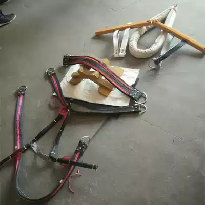 Trojan horse set props with old-fashioned horse set